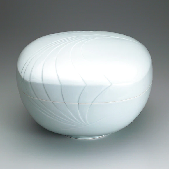 青白磁遊び網代文花器(ピーター ハーモン)｜ギャラリージャパン