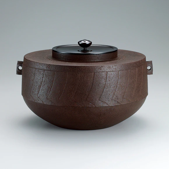 六角釜「閃」(三代 畠春斎)｜ギャラリージャパン