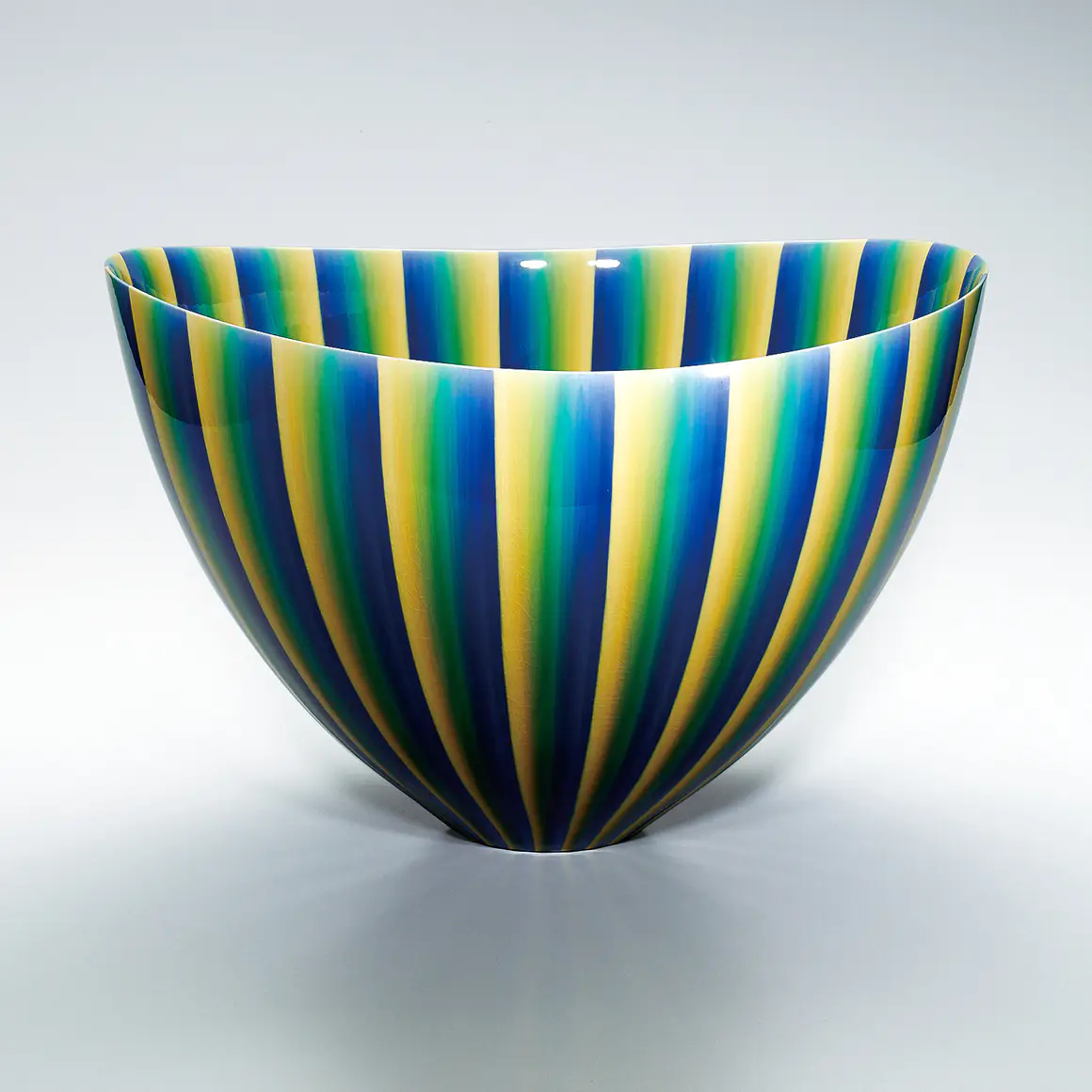 紫田陶器  高級工芸美術品 m_2x_DENTO-0416.jpg.webp