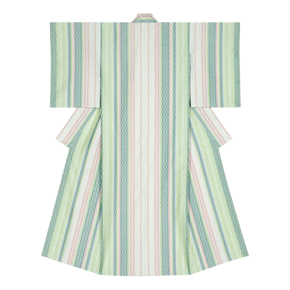 Kimono of ondule. “Time of mountain cherry blossoms”