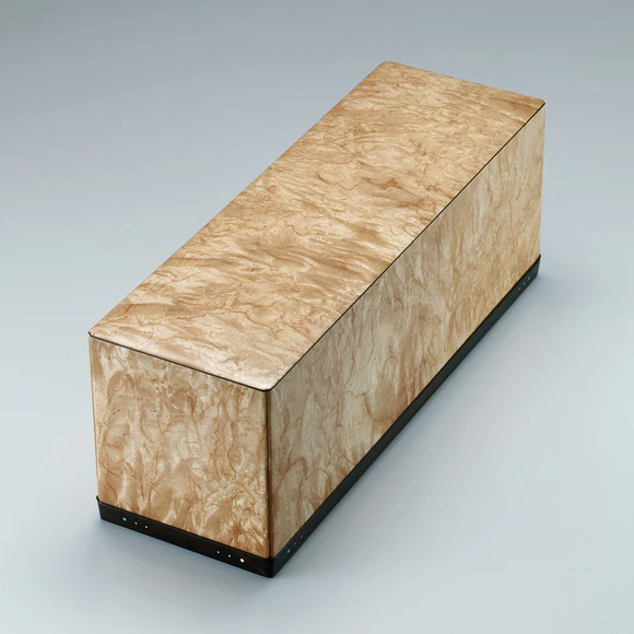 Coffer of Maple Wood Coated with Wax "Ice"