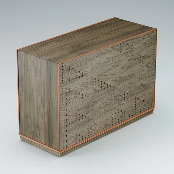 Rectangular box of jindai cedar wood.