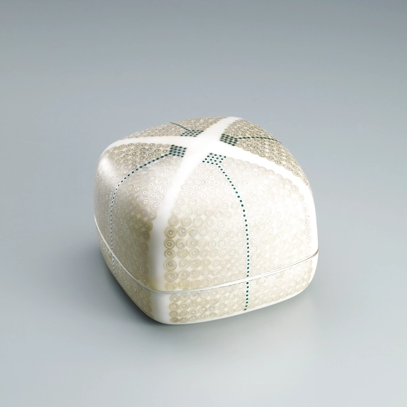 小川 佳都代の作家情報・作品一覧｜ギャラリージャパン