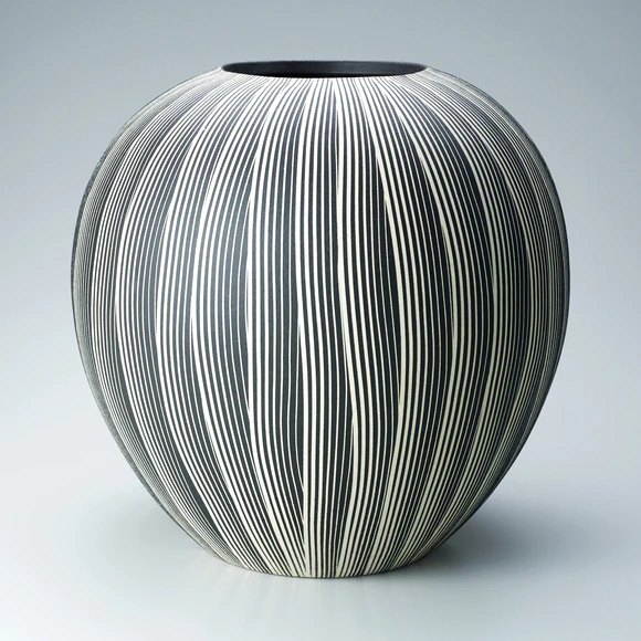 彩泥変り縞文壺(宮地 陶博)｜ギャラリージャパン