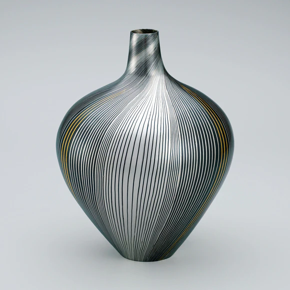 四分一銀接合せ象嵌花器「煌」(上田 稔)｜ギャラリージャパン