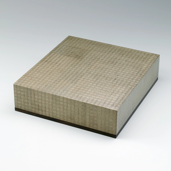 Box of jindai cedar wood for shikishi with marquetry.
