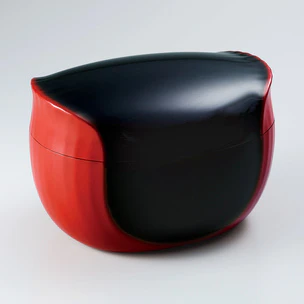 Kanshitsu Covered Vessel “Two Petals”