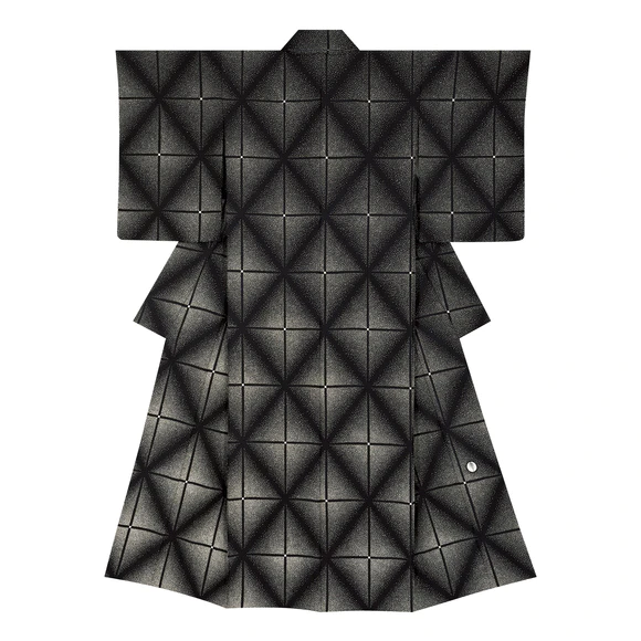 Formal kimono with design in yuzen dyeing. “Flower”