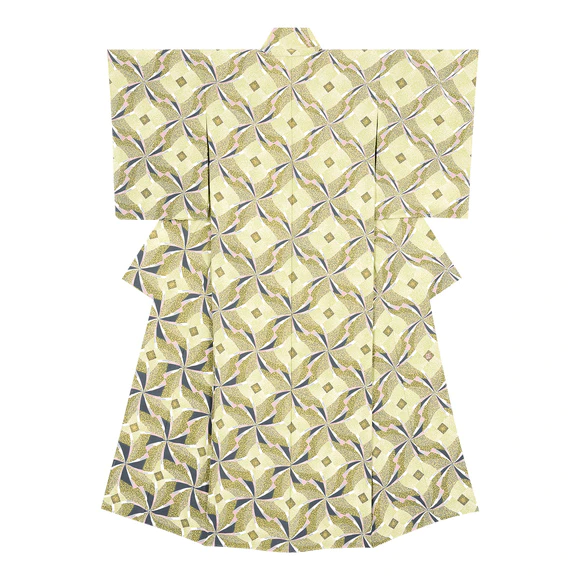 Formal kimono with design in yuzen dyeing. “Pine flower pattern”