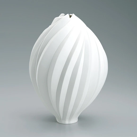 白瓷捻面取壺(前田 昭博)｜ギャラリージャパン