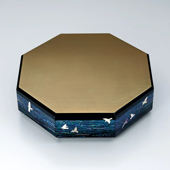 Writing Box with Design in Irokirigai and Makie “Blue・Rondo”