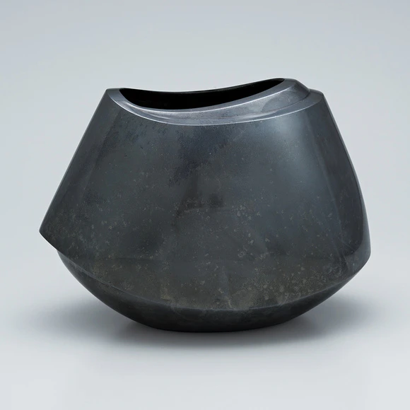 Flower Vessel of Rogin “Drift”
