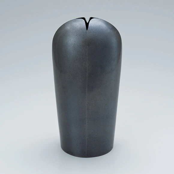Flower Vessel of Rōgin “Single Thread”