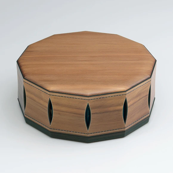 Twelve-sided box of Japanese yew wood.