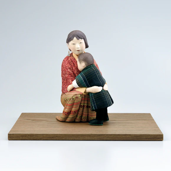 木芯桐塑布紙貼「磯の海女」(奥 富久枝)｜ギャラリージャパン