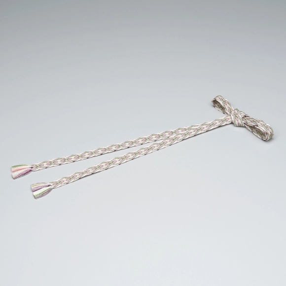 Braid cord. “Clean and pleasant”