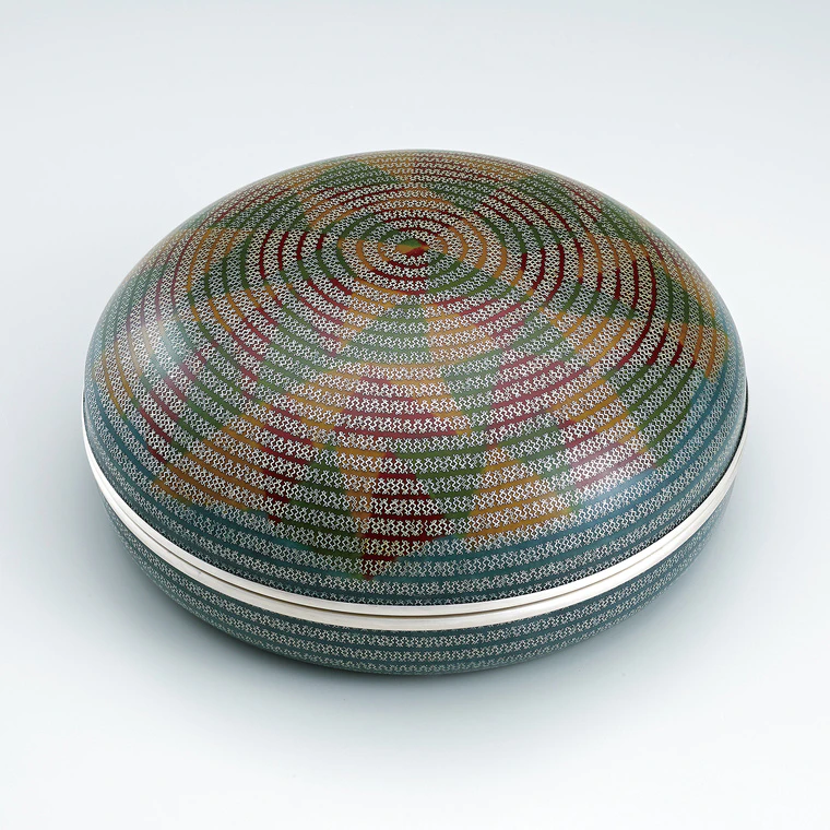 photo “Triangle” Cloisonne covered box