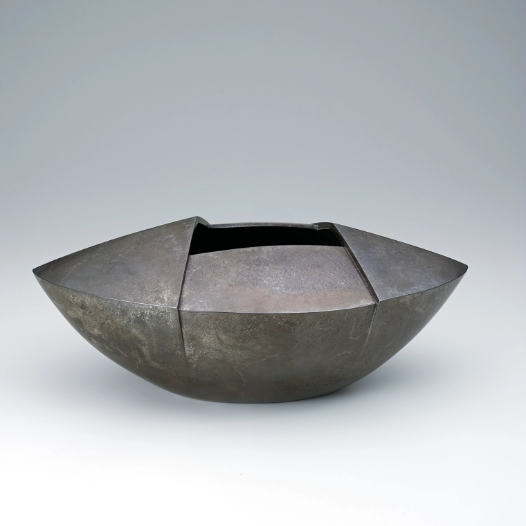 photo Flower Vessel of Rogin “Seed”