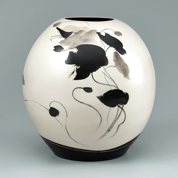 黒描鳥花文壺(米田 和)｜ギャラリージャパン