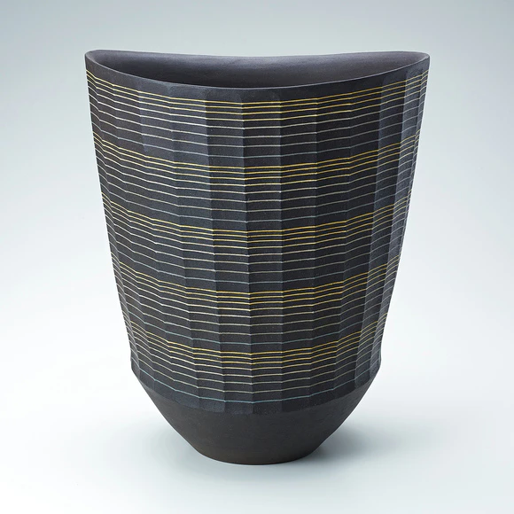 炭化線象嵌面取花器(福吉 浩一)｜ギャラリージャパン