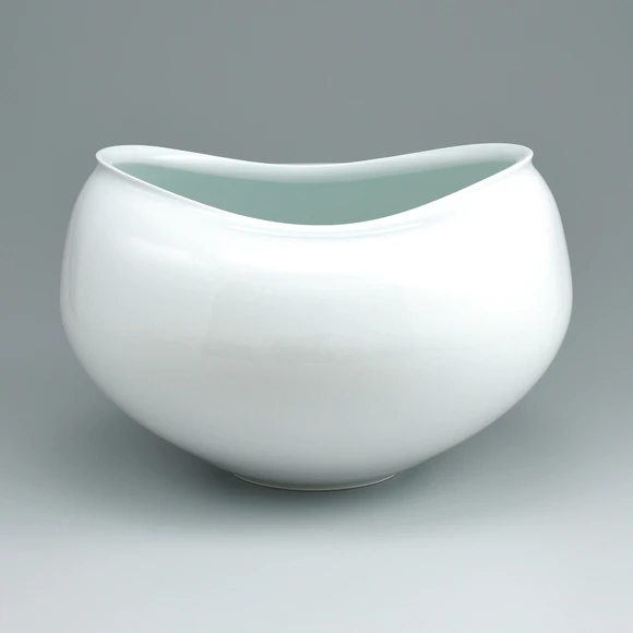 白磁広口面取壺(山口 春右衛門)｜ギャラリージャパン