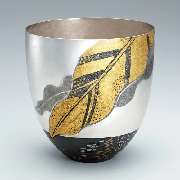 白碰流線文花瓶(奥川 俊右ェ門)｜ギャラリージャパン