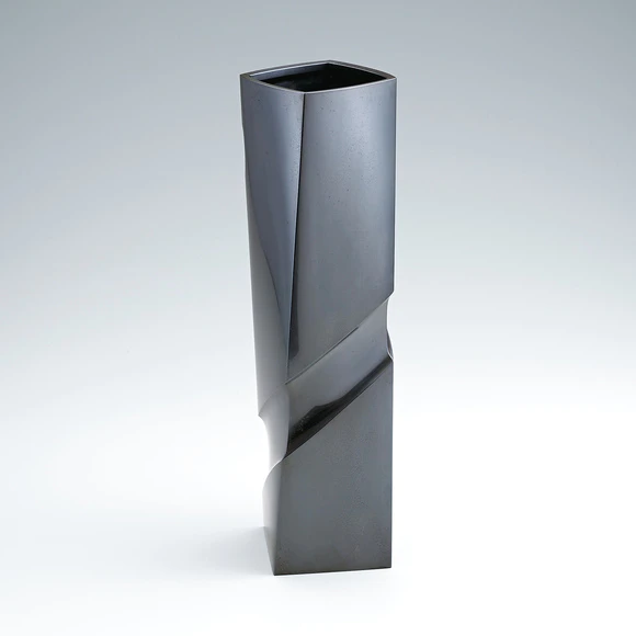 “Light trail” Square flower vessel of rogin