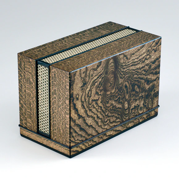 Artist Information and Artworks of Yukie Kanno｜Gallery Japan