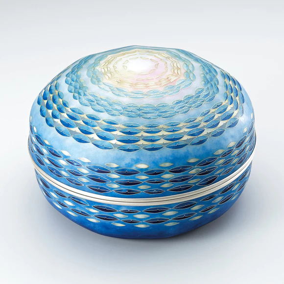 “Dawn of blue sea” Cloisonne covered vessel