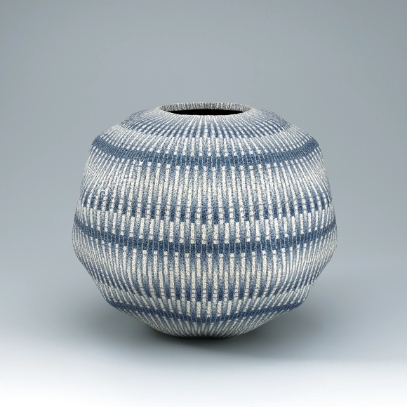 Marbled jar with “koritsu” pattern