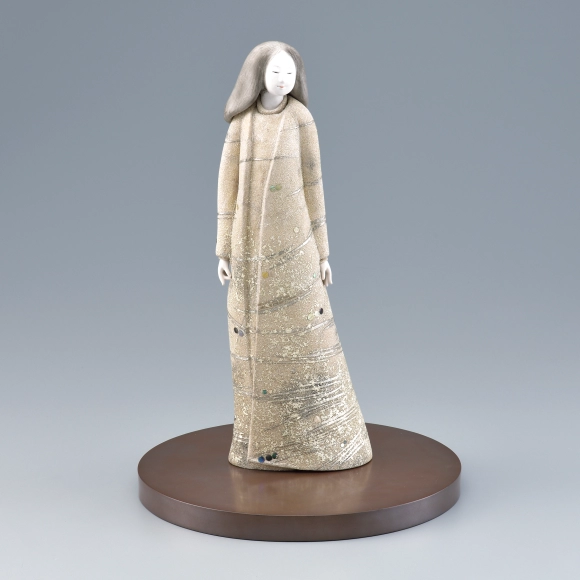 かたちゅむり #木彫 #木彫り #置物 #人形 #woodcarving