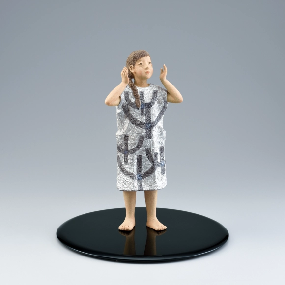 “Budding” Ceramic with glaze inlay