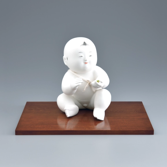 “Time of beneficial rain” Wood sculpture covered with whitewash
