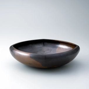Bowl cast in lost wax casting method in two different metals