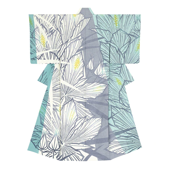 Unlined kimono with design in sekidashi yūzen dyeing. “Early morning”