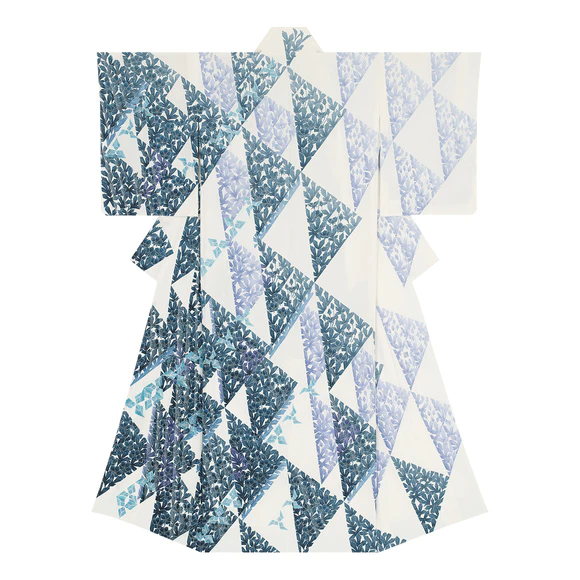 Formal kimono with design in yūzen dyeing. “Reminiscence”