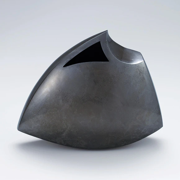 Flower Vessel of Rōgin "Wind Direction"