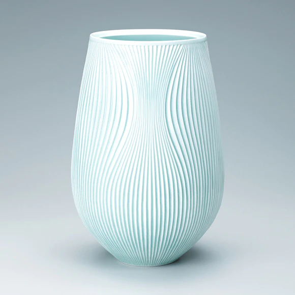 作家　生井構蔵 作　青白磁　大深鉢 青白磁鎬彫深鉢(川添 貞秀)｜ギャラリージャパン