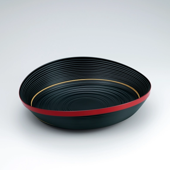 Food vessel made by bending work.