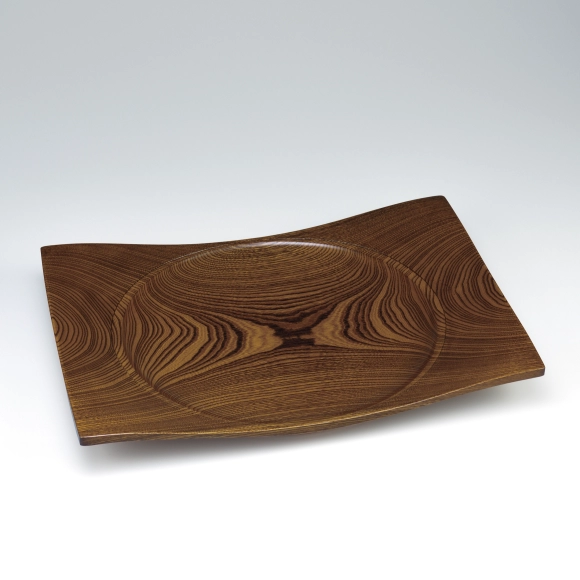 Square plate of zelkova wood.