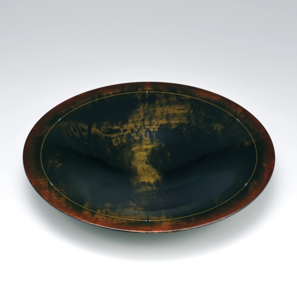 Bowl of horse chestnut wood.