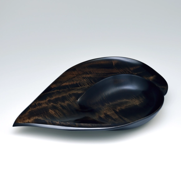 Container of Horse Chestnut Wood Made by Hand Carving and Finished in Wiped Urushi