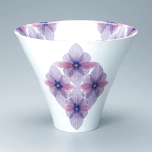 Flower vessel with design in double nunozome.