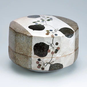 陶磁器 Related Artists & Artworks｜Gallery Japan(24page)