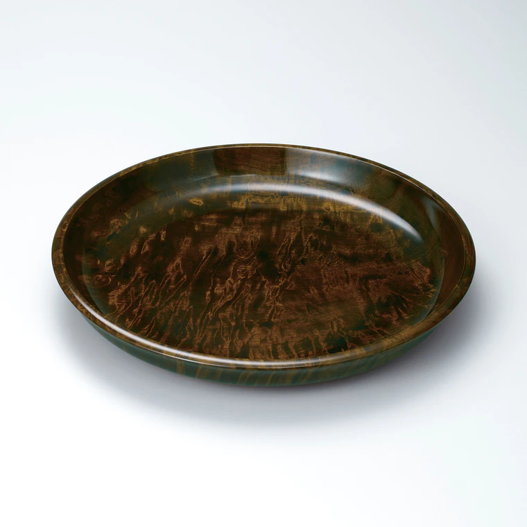 photo Dish of horse chestnut wood finished in wiped urushi.