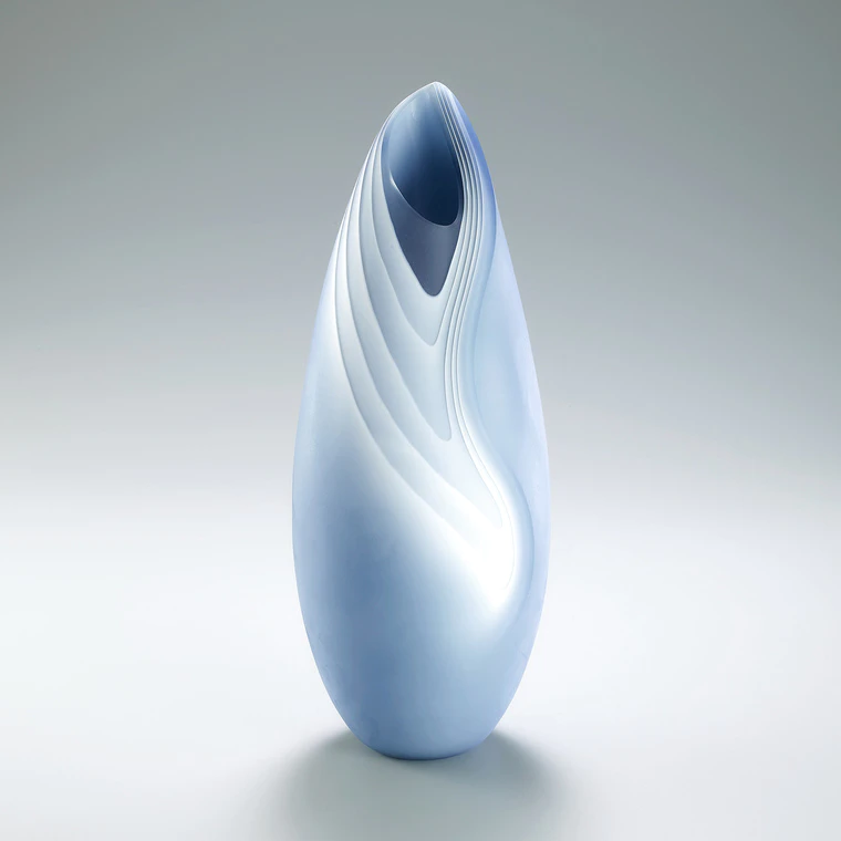 photo Glass flower vessel. “Koromo”