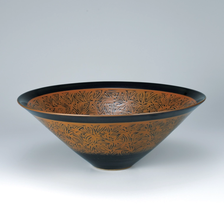 photo Iron Glaze Geometric Patterned Bowl