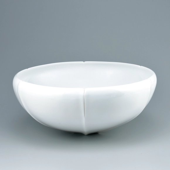 White porcelain bowl.
