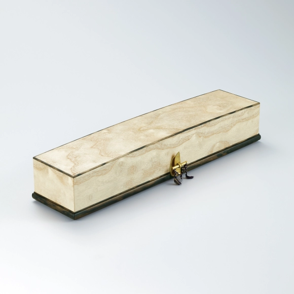Box of Paulownia Wood for Tanzaku “Auspicious Cloud Over Paulownia Flower”