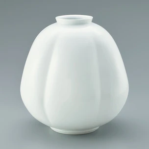 White porcelain melon shaped jar.